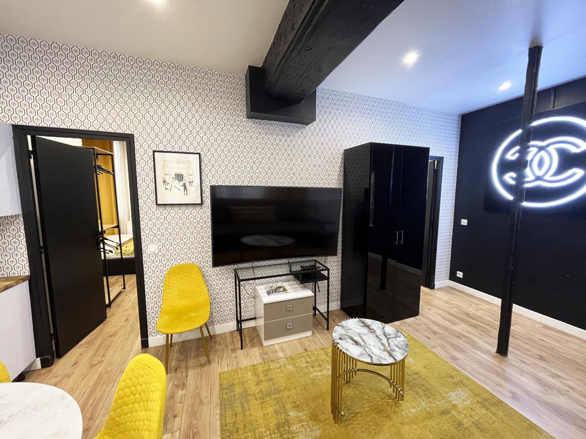 Urban Flat 157 - Coco Chanel Flat In Montorgueil 巴黎 外观 照片